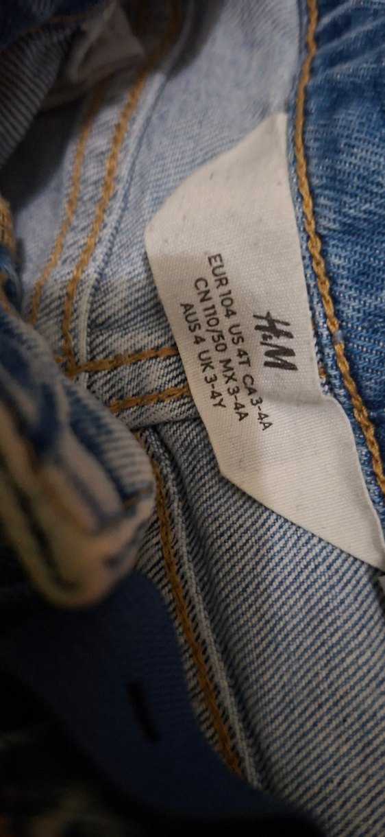 H&M Marvel Erkek Kot Şort - Görsel 3