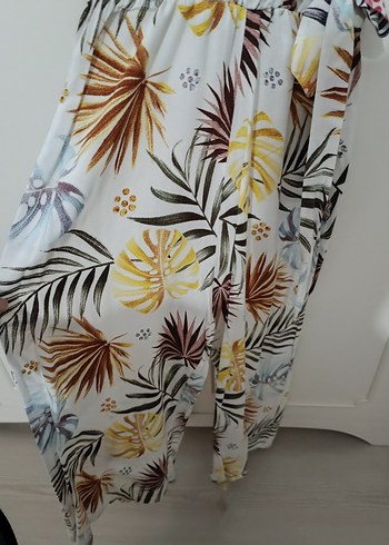 Desenli, V Yakalı, belden bağlamalı tulum - Görsel 3