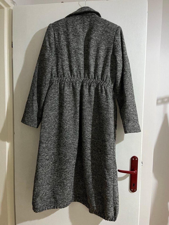 Gri Uzun Kadın Kaban - Görsel 3