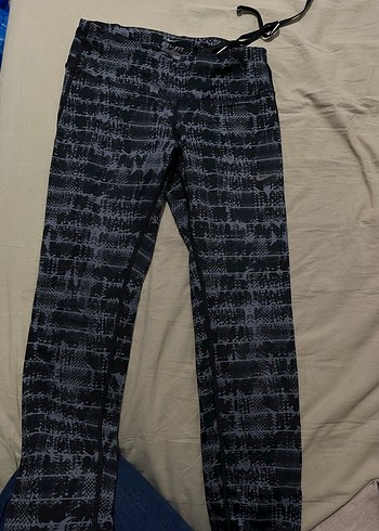 Nike Dri-Fit Siyah-Gri Desenli Tayt - Görsel 2