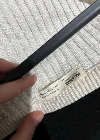 Pull&Bear Beyaz V Yaka Kruvaze Uzun Kollu Triko Kadın Kazak - Görsel 3