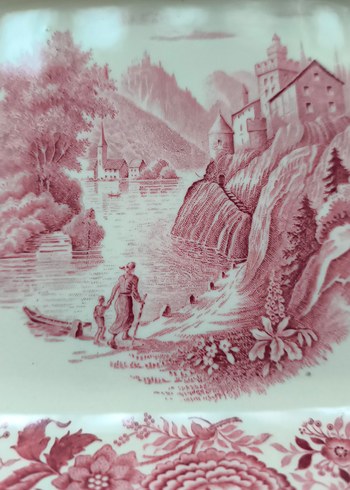 Pembe Desenli Kare Yemek Kabı - Görsel 2