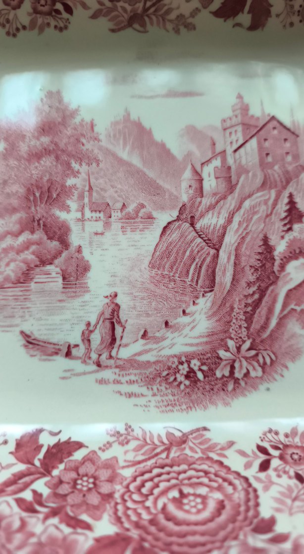 Pembe Desenli Kare Yemek Kabı - Görsel 2