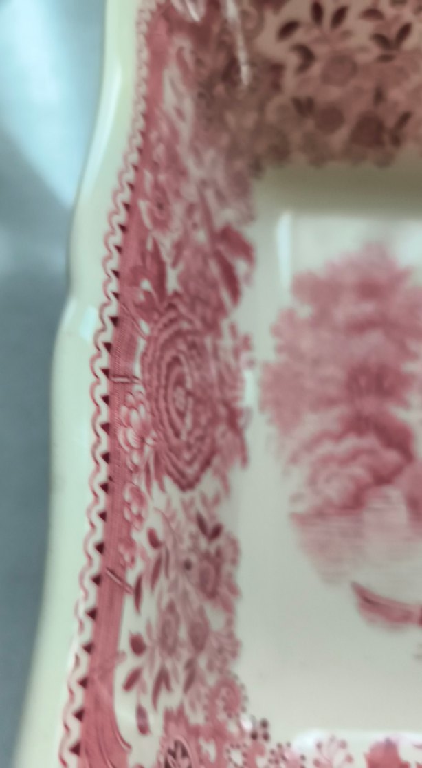 Pembe Desenli Kare Yemek Kabı - Görsel 3