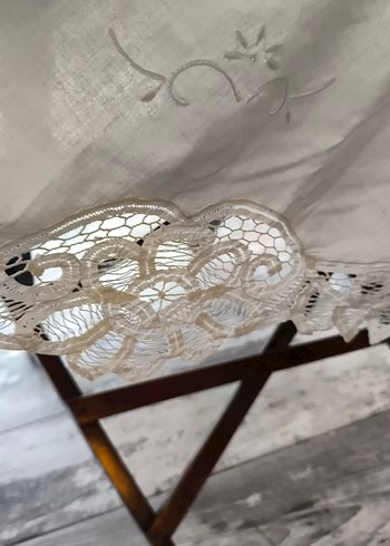 Bohem İşlemeli Beyaz Yuvarlak Masa Örtüsü 6adet peçete - Görsel 7