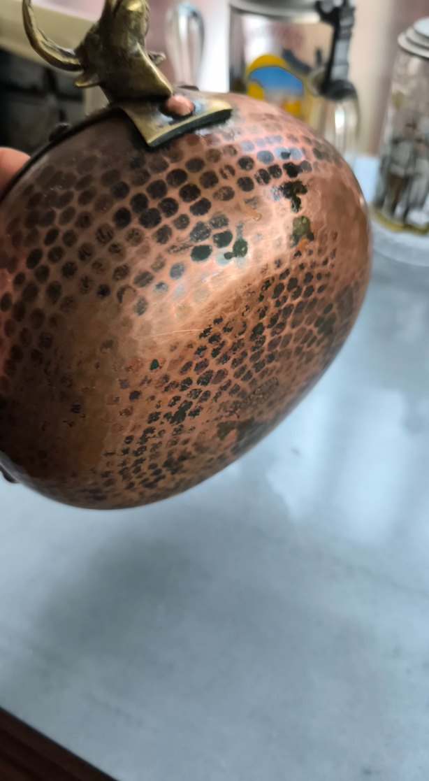 Kahverengi Bakır Vazo Boğa Figürlü antika - Görsel 3