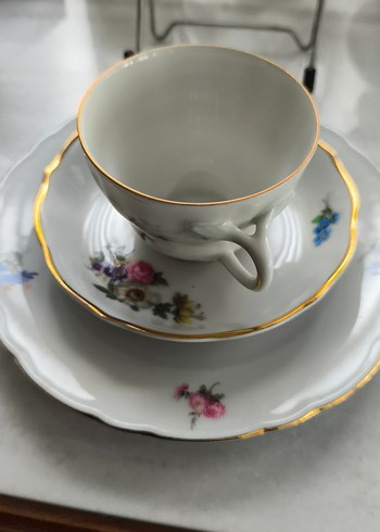 Altın detaylı çiçek balina saplı desenli beyaz fincan takımı - Görsel 6