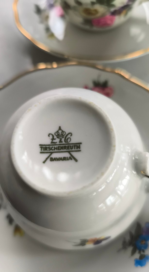 Çiçek Desenli Beyaz Porselen Fincan Takımı tek adet fiyatı - Görsel 2