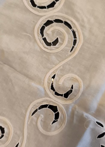 el İşlemeli Beyaz Masa Örtüsü Avrupa'dan aldım - Görsel 7