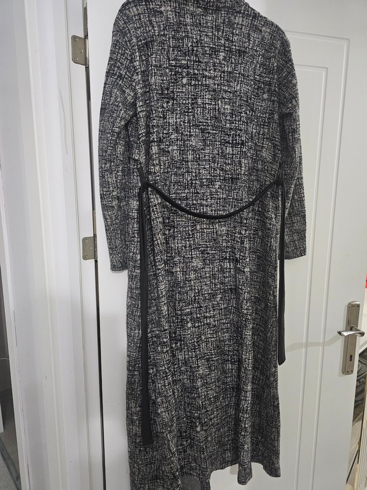 Düğmeli Uzun Gri kişilik Kaban - Görsel 2