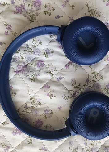 Jbl kablosuz kulak üstü kulaklık 