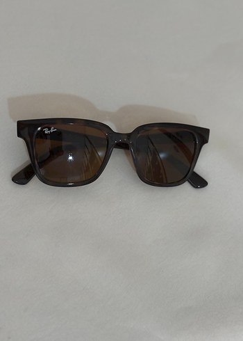  Beden Ray-Ban Kadın Kahverengi Güneş Gözlüğü