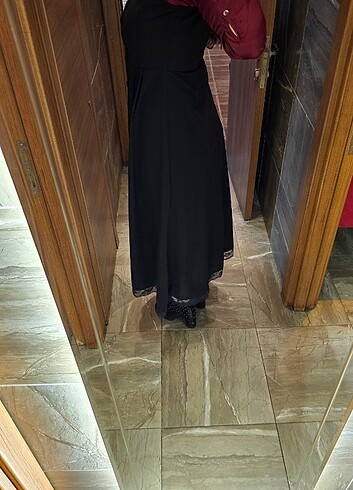 Diğer Uzun ucu gupurlu elbise