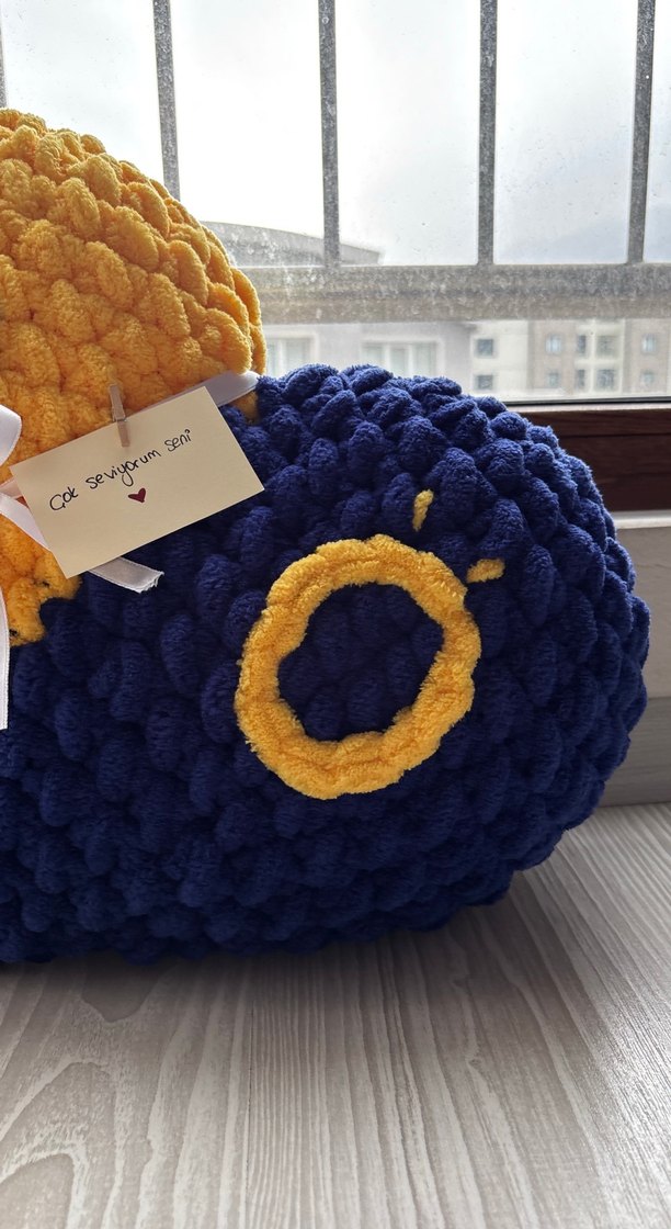 Fenerbahçe Büyük Boy Kalp Yastık - Görsel 3