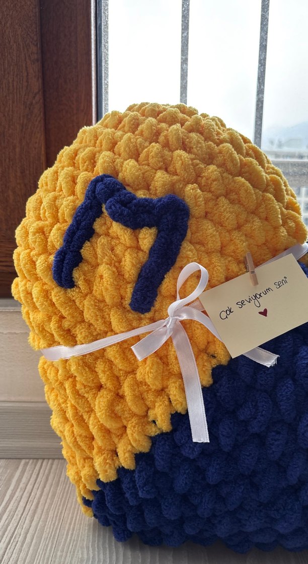 Fenerbahçe Büyük Boy Kalp Yastık - Görsel 2