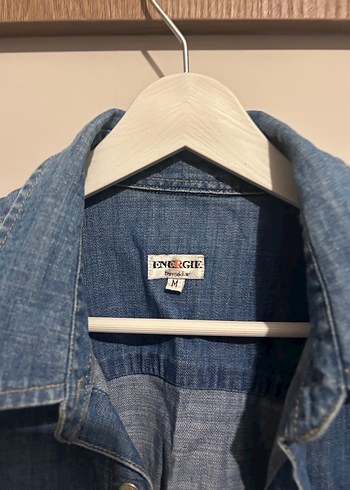 Düğmeli Mavi Denim Kadın Gömlek - Görsel 2