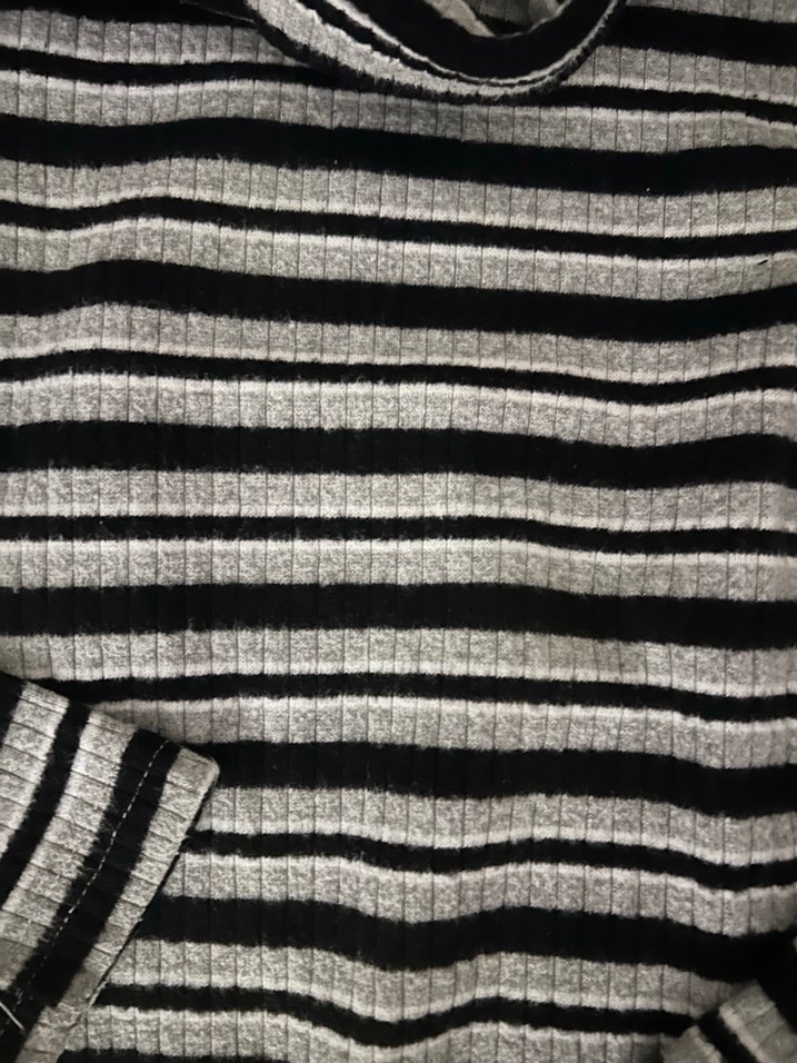 Çizgili Boğazlı Kadın Kazak - Görsel 3