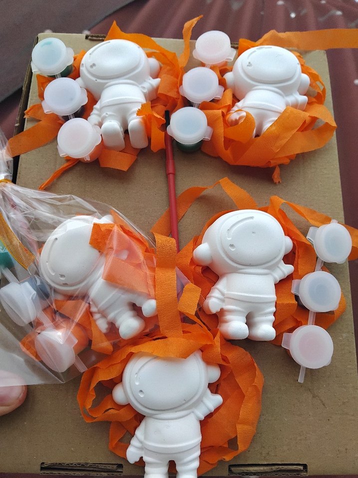 Renkli Astronot Figürlü Boyama Seti - Görsel 2