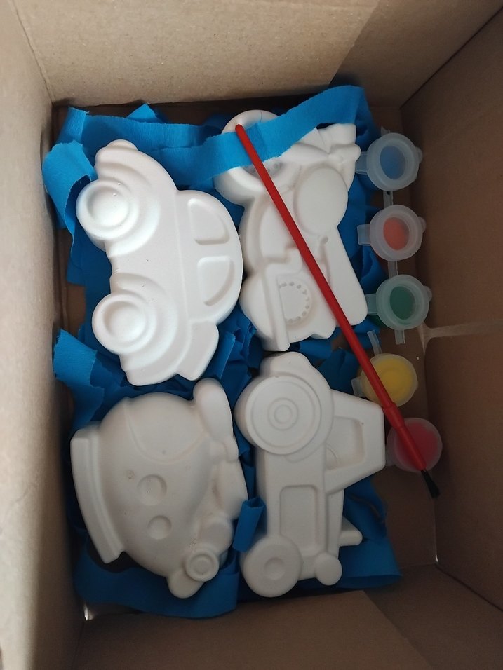 Boya ve Fırça ile Araç Figürleri Seti - Görsel 2