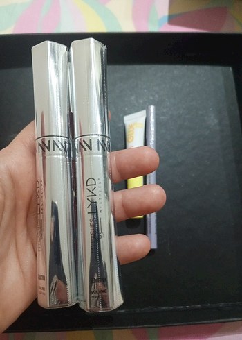 Maybelline maskaralar, eyeliner ve kaş sabitleyici