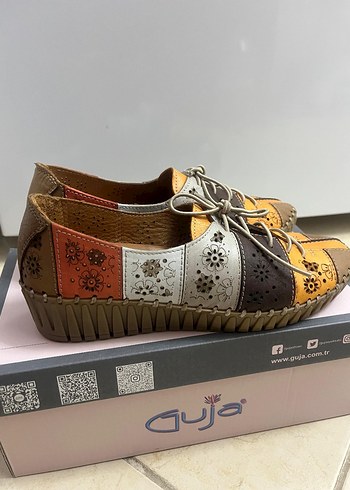 Diğer Deri, Bağcıklı, Çok Renkli Kadın Dolgu Topuk Ayakkabı Guja marka
