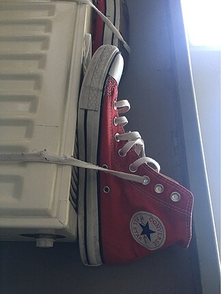 42 Beden kırmızı Renk Converse all Star (41.5) tertemiz ürün açıklamayı oku!