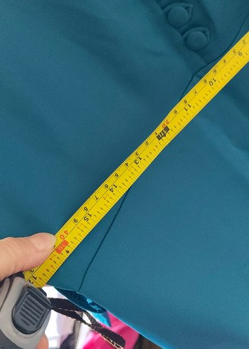 Önden düğmeli pamuklu saten elbise - Görsel 3