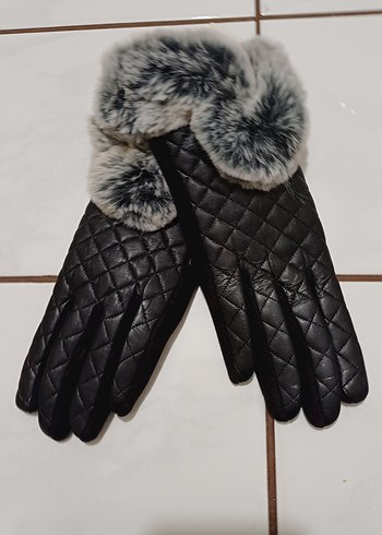 Yeni sıfır ürün M eldiven Kürk Gri Deri siyah Kadın Eldiveni - Görsel 6