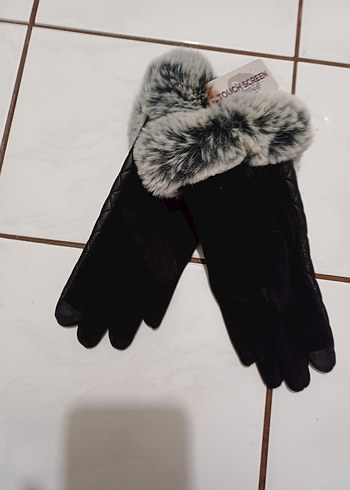 Yeni sıfır ürün M eldiven Kürk Gri Deri siyah Kadın Eldiveni - Görsel 3