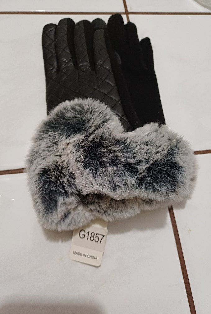 Yeni sıfır ürün M eldiven Kürk Gri Deri siyah Kadın Eldiveni - Görsel 5