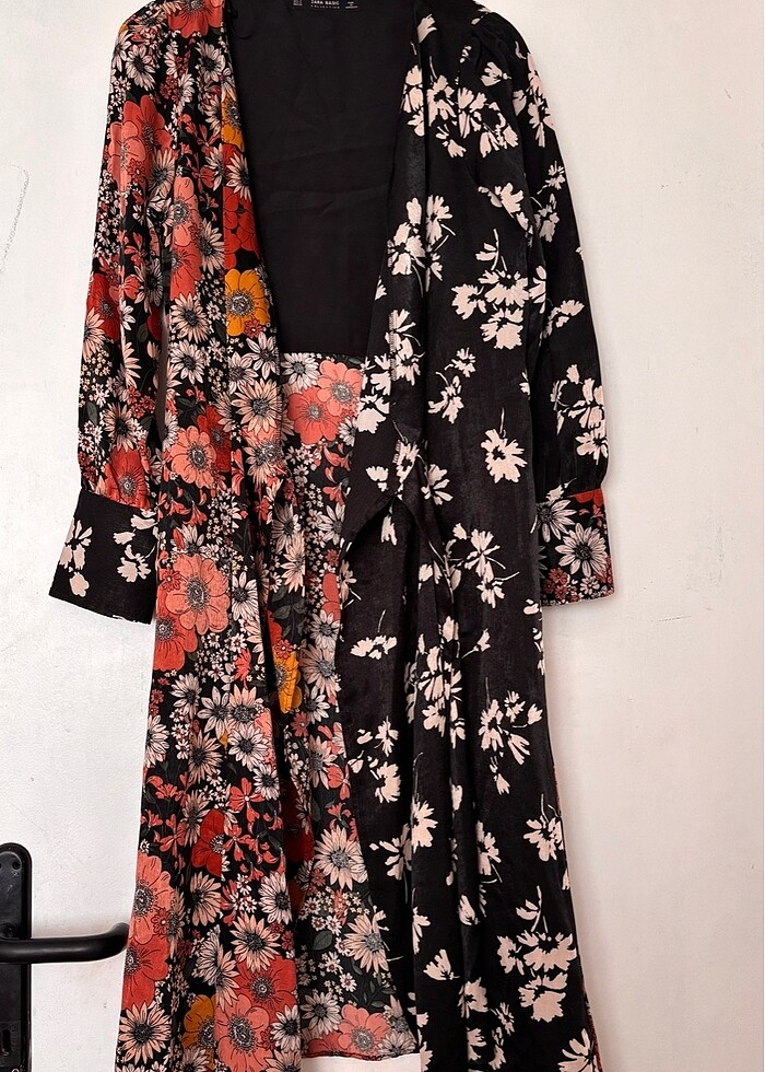 Zara belden bağlamalı elbise - Görsel 2