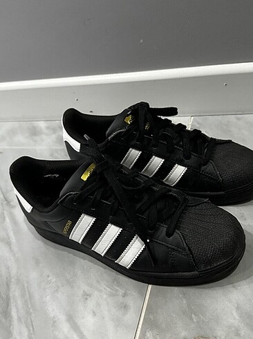 39 Beden siyah Renk Adidas superstar