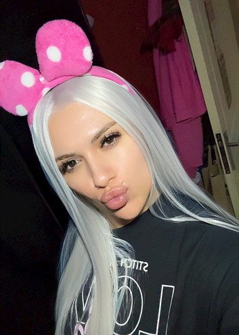 Gri Dantel Detaylı Uzun Tül Sentetik Peruk - Görsel 9