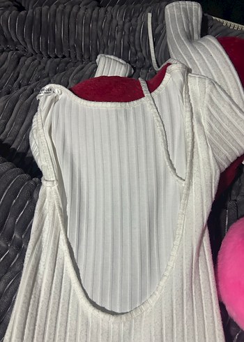 KEMERLİ SIRT DEKOLTELİ TRİKO ELBİSE - Görsel 2