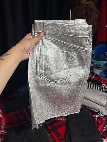 GRİ PARLAK ÇOK DÜĞMELİ ETEK - Görsel 7