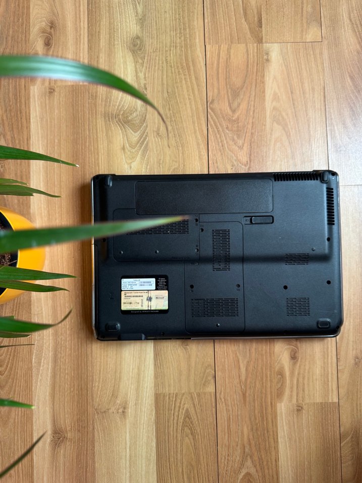 Siyah HP Laptop - Görsel 2