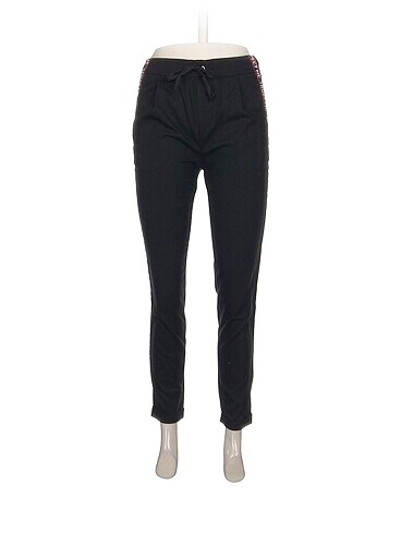 Bershka Düz Kesim %70 İndirimli.
