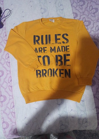 Sarı Baskılı Erkek Sweatshirt
