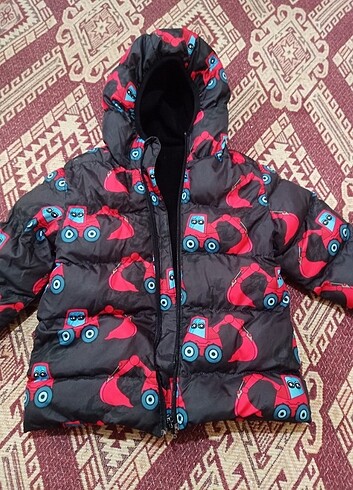 Kepçe model çocuk montu 