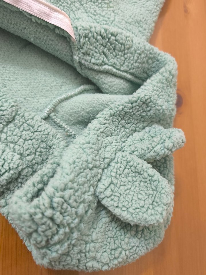 Örgü Detaylı Yeşil Bebek Tulumu - Görsel 3