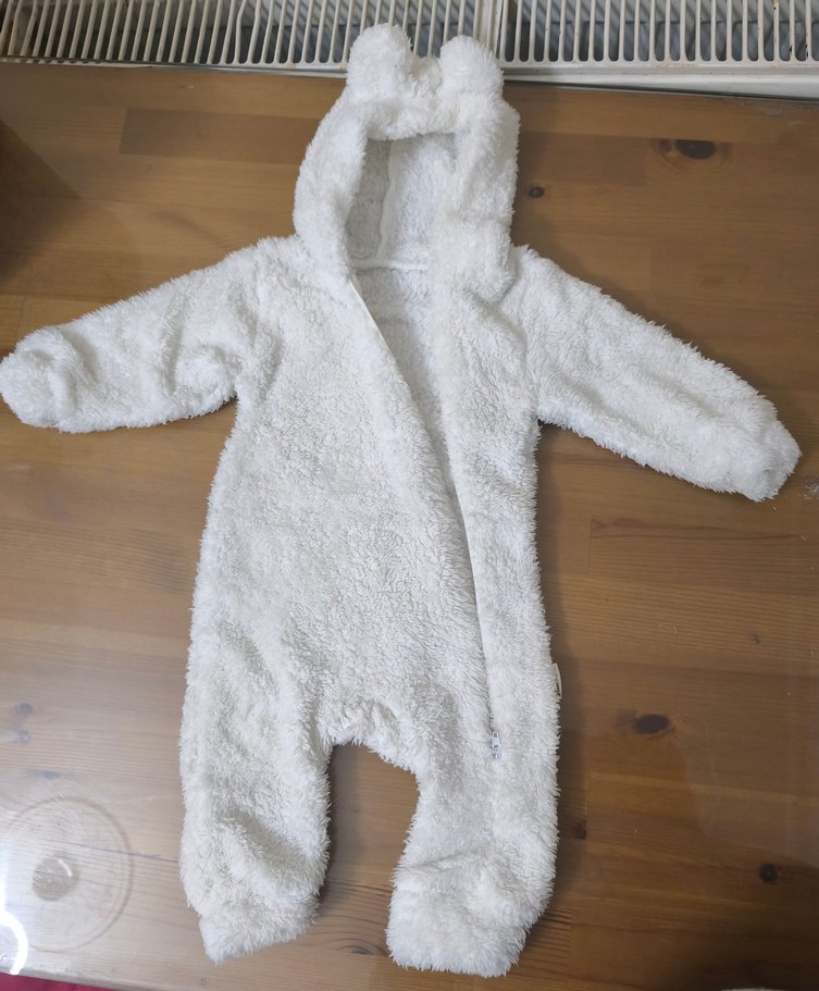 Beyaz Peluş Bebek Tulumu Kulaklı Kapüşon - Görsel 2