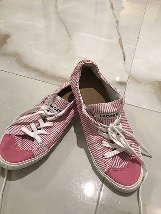 YENİ GİBİ LACOSTE