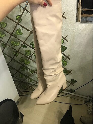Topuklu çizme