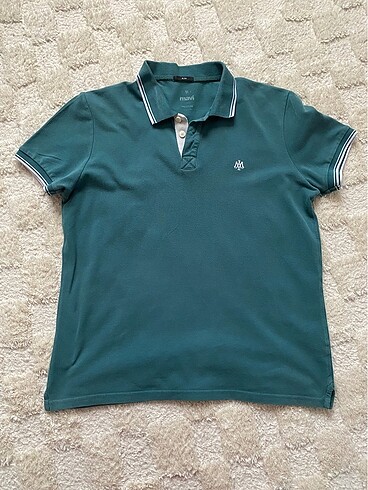 Polo yaka tişört