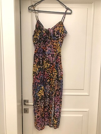 Bershka Çiçek Desenli Elbise