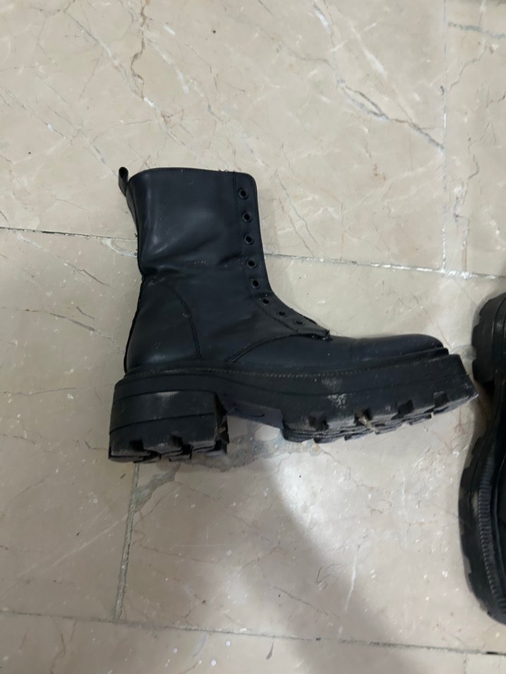 Siyah Gotik Stiletto Topuklu Lastik Kadın Bot - Görsel 2