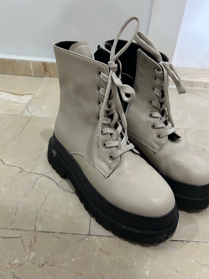 Gri Beyaz Bağcıklı Platform Topuklu Kadın Bot - Görsel 5