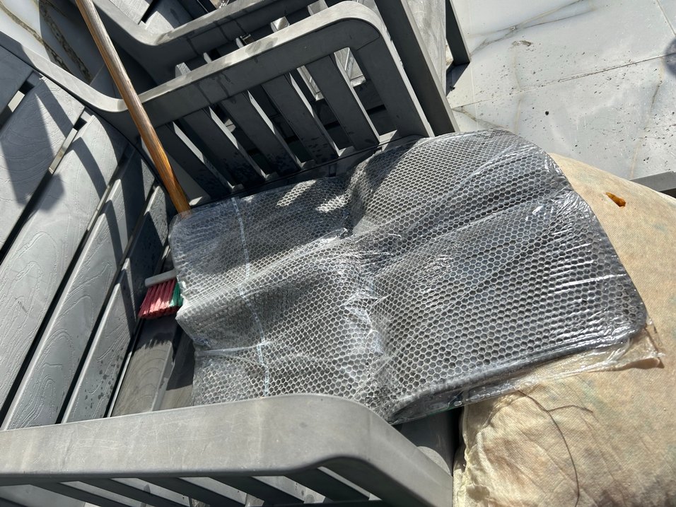 Siyah Taşıma Kabı ve Tuvaleti - Görsel 5