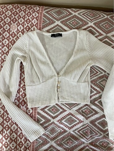 Bershka uzun kollu top