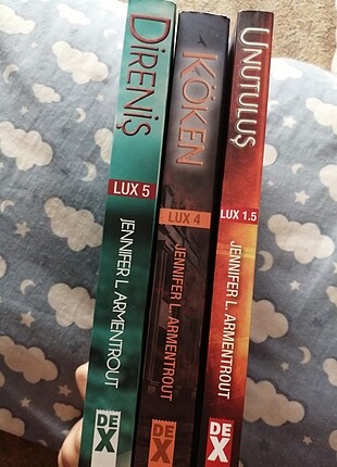 Lux serisi 3 kitap